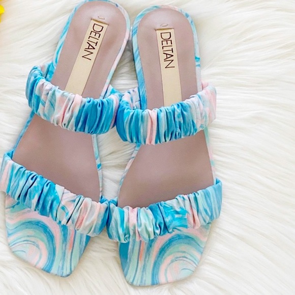 New Deltan Cora Printed Two Band Sandals - Picture 7 of 16